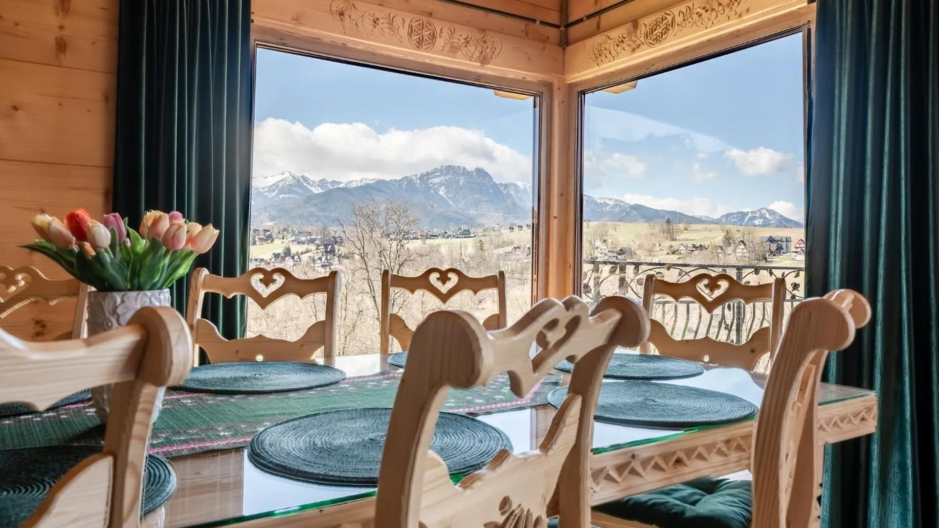 Вилла Topory Prestige House Sauna & Jacuzzi Закопане